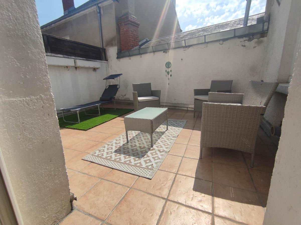Le Saint-Roch, Centre-Ville, Terrasse Privee Issoudun Kültér fotó